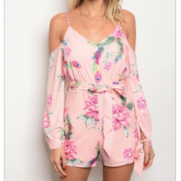 🆑 LAST 1: BLOWOUT Long Sleeve Blush Floral Romper - Picture 2 of 2